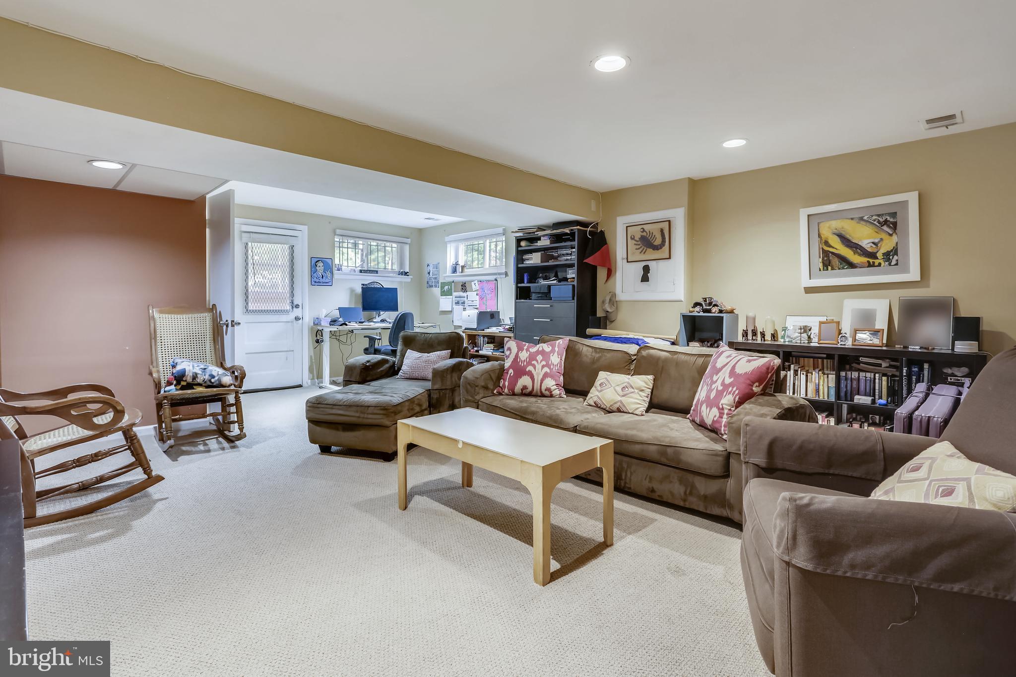 8405 Victory Lane Potomac, MD 20854 - Photo 27 of 30