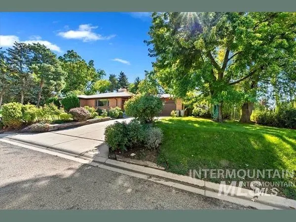 $2,650 | 10529 West Stardust Drive, Boise, ID 83709