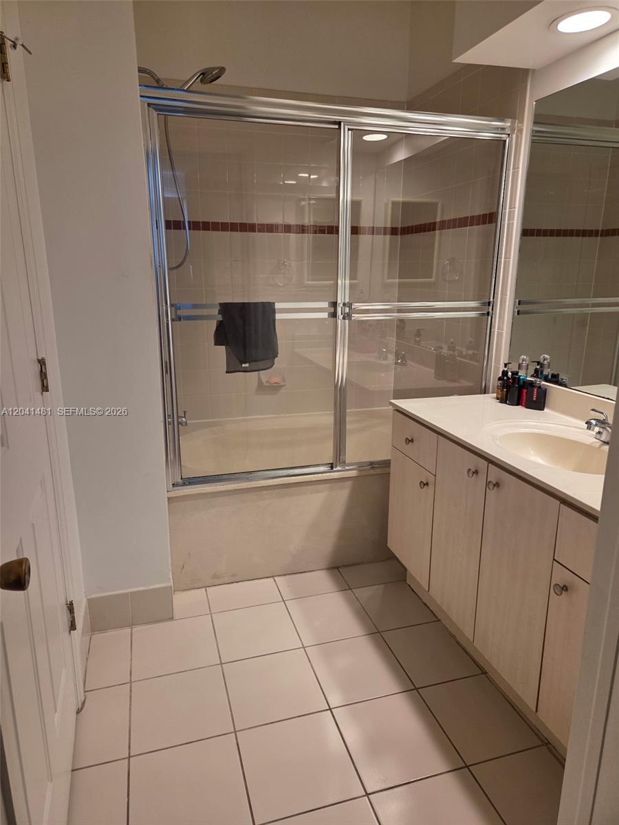 23751 Southwest 110th Avenue Homestead, FL 33032 - Photo 9 of 12