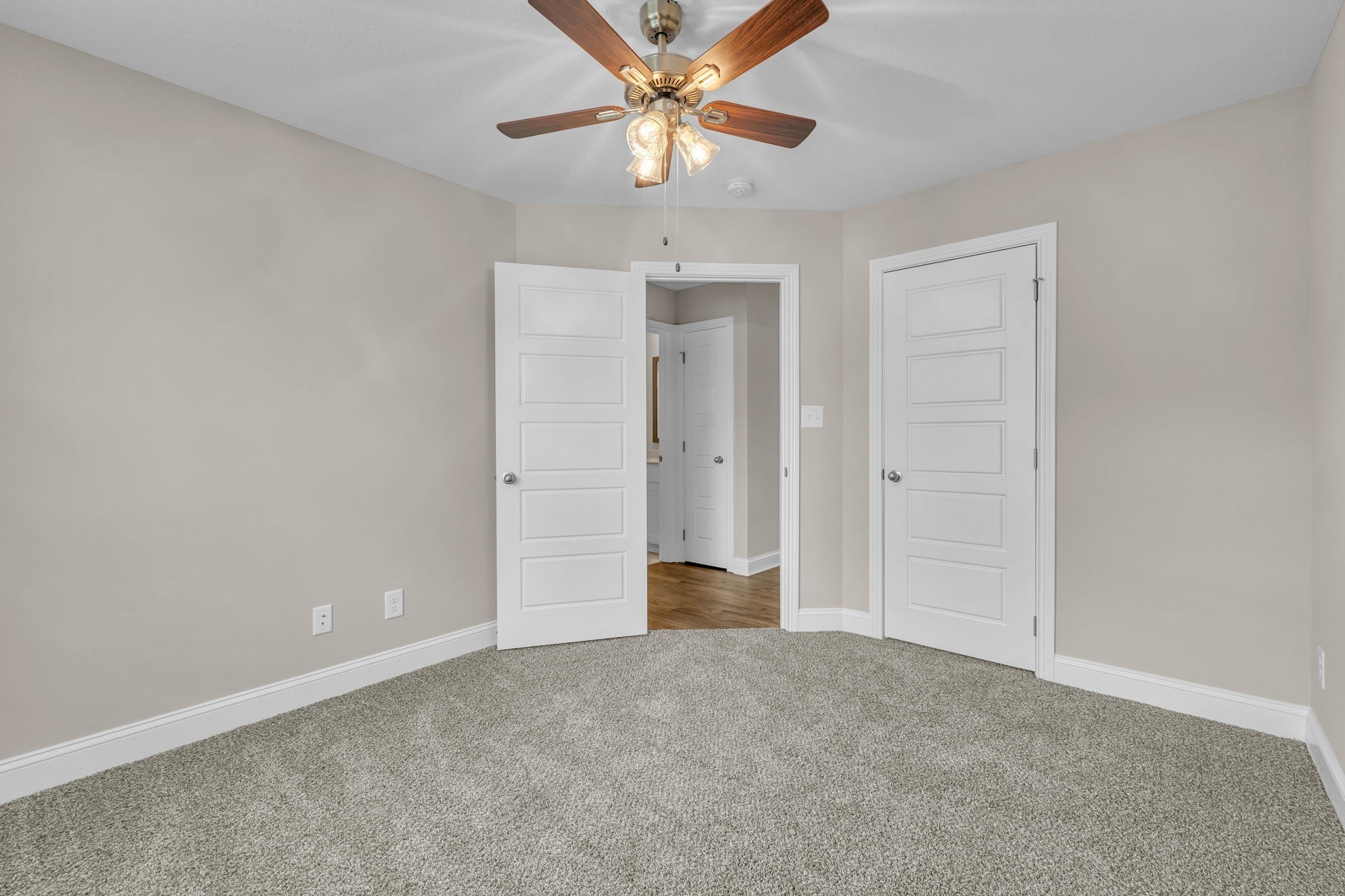 631 Avondale Road Oak Grove, KY 42262 - Photo 18 of 48