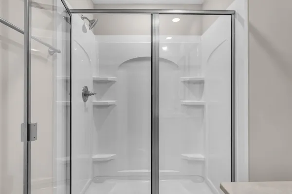 $294,900 | 631 Avondale Road, Oak Grove, KY 42262