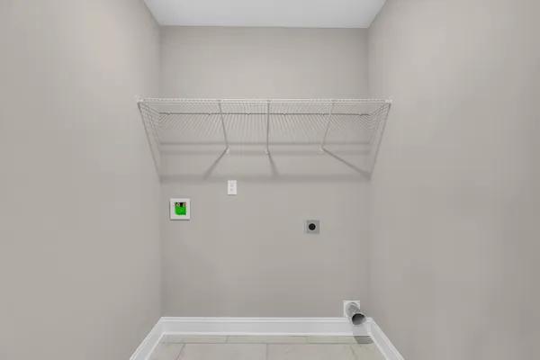 $294,900 | 631 Avondale Road, Oak Grove, KY 42262