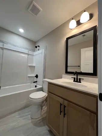 $294,900 | 631 Avondale Road, Oak Grove, KY 42262