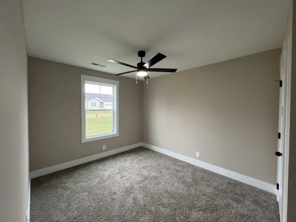 $294,900 | 631 Avondale Road, Oak Grove, KY 42262