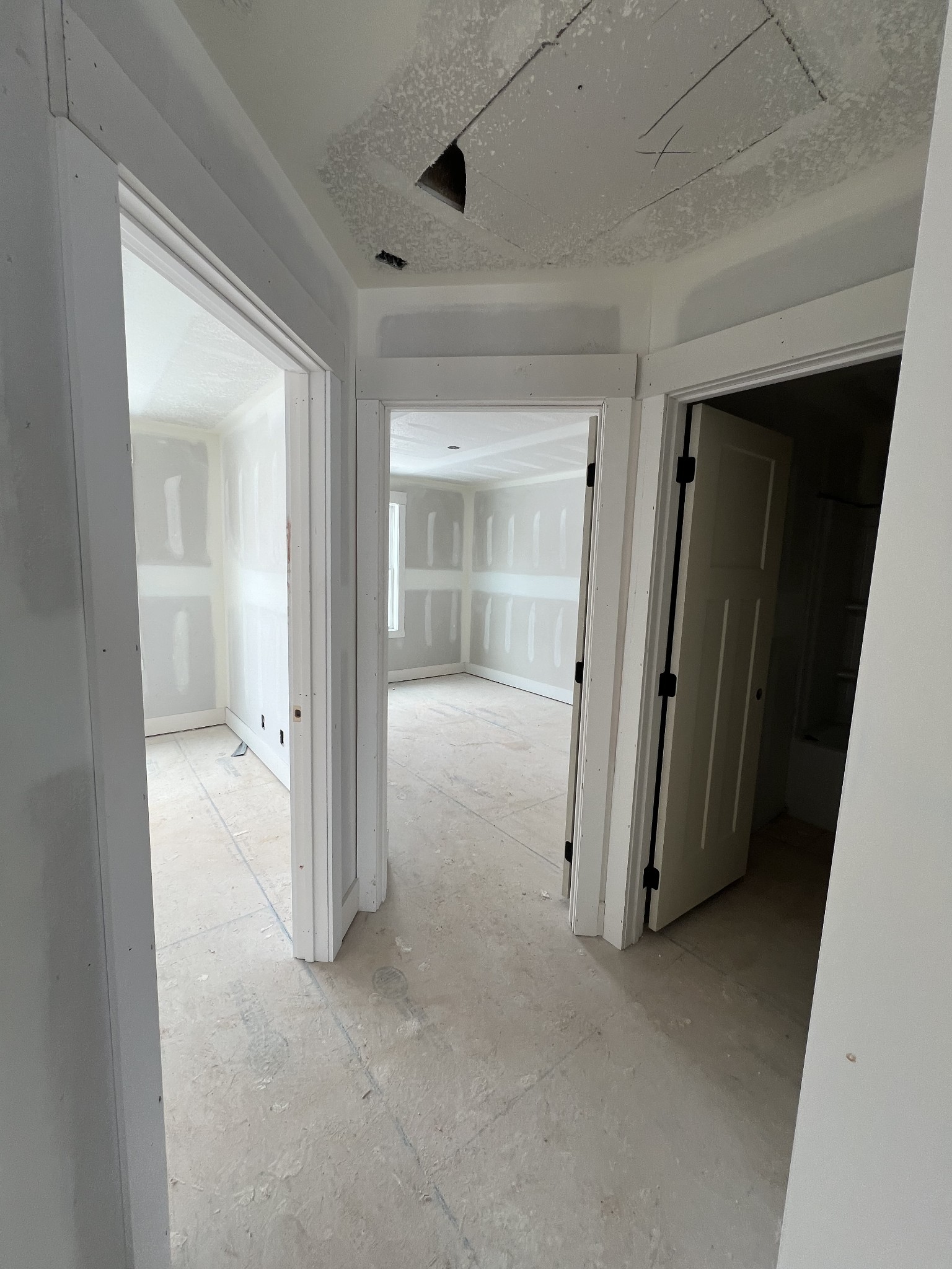 631 Avondale Road Oak Grove, KY 42262 - Photo 44 of 48 a view of a room with an empty space