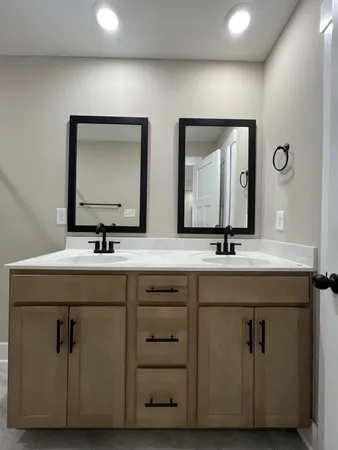 $294,900 | 631 Avondale Road, Oak Grove, KY 42262