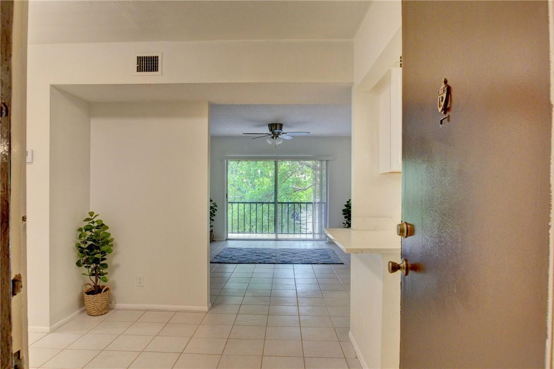 490 Northwest 20th Street, Unit A315 Boca Raton, FL 33431 - Photo 6 of 16 Photo 6