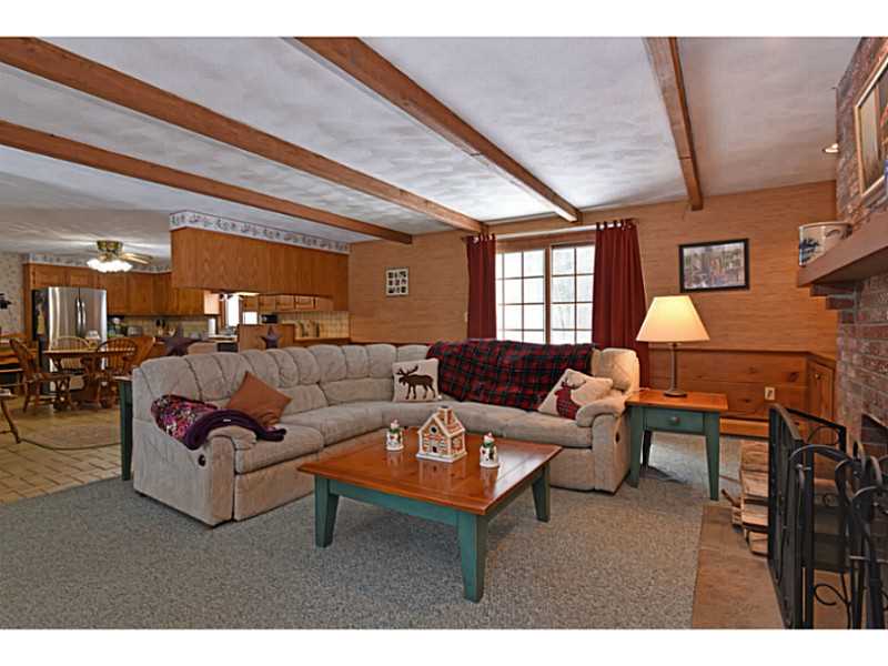 383 Trimtown Road Scituate, RI 02857 - Photo 9 of 24 Den/Family/Great Room.