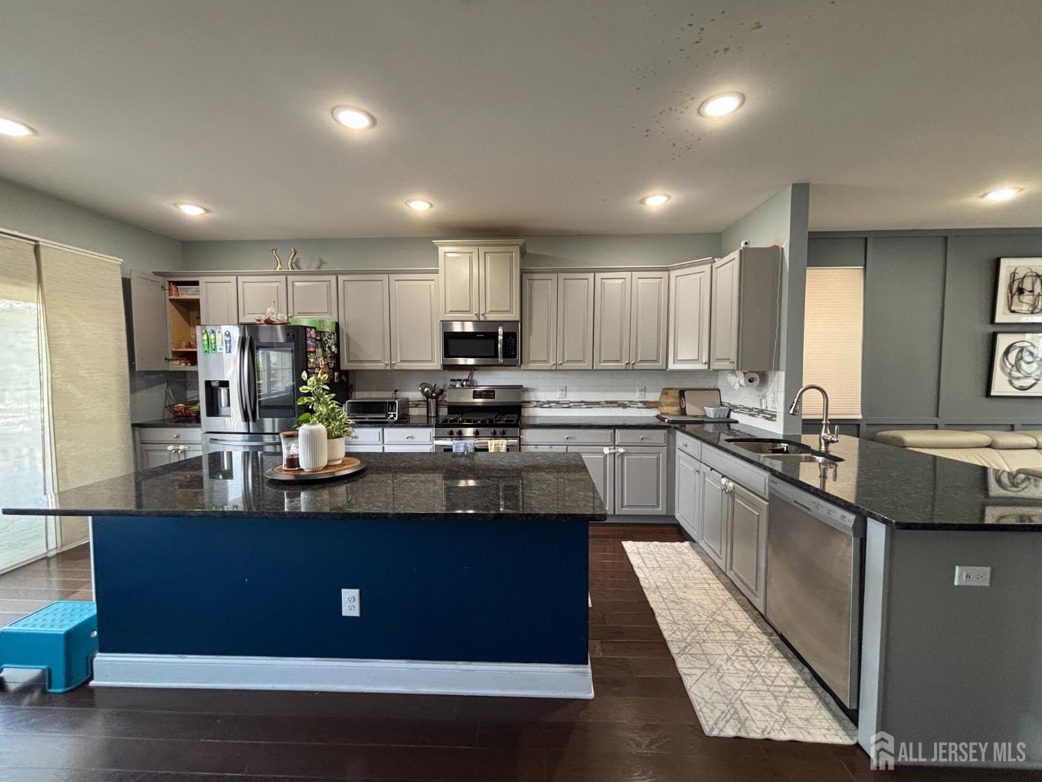 1106 Hights Farm Road North Monroe Township, NJ 08831 - Photo 17 of 38