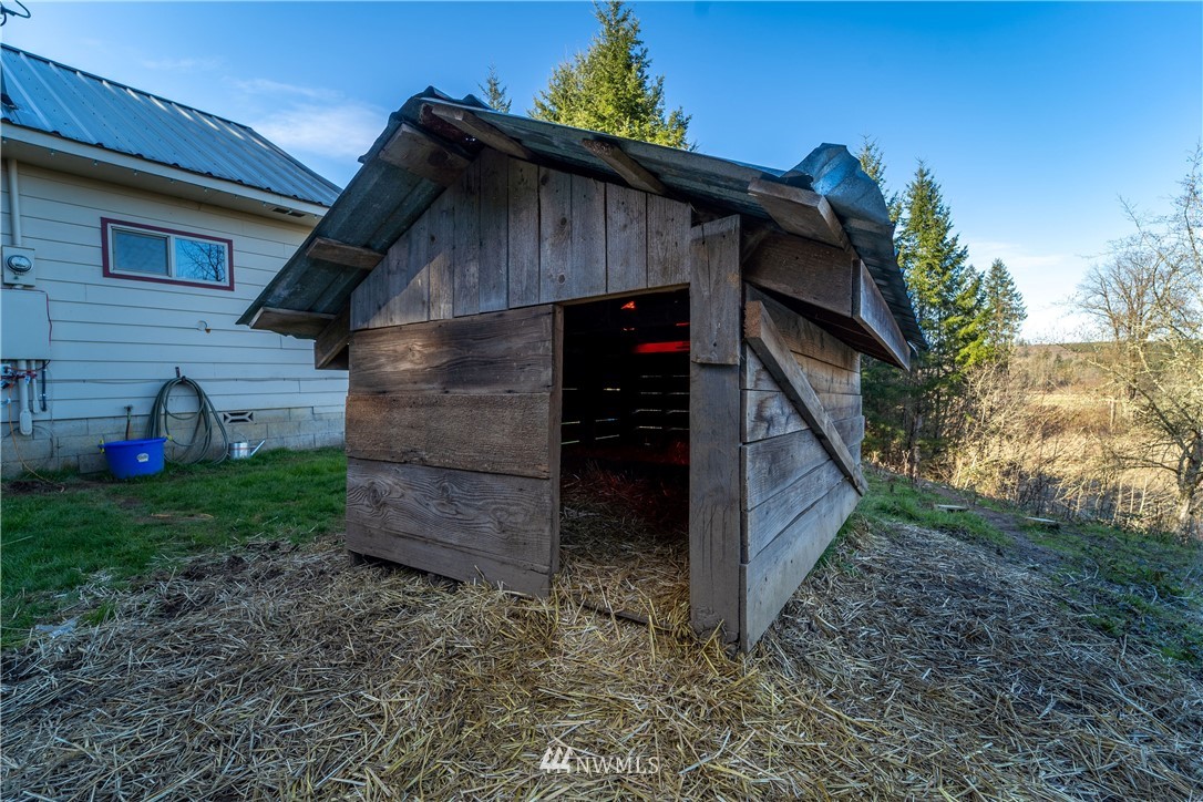 483 Gish Road Onalaska, WA 98570 - Photo 16 of 26 Gallery Image 16