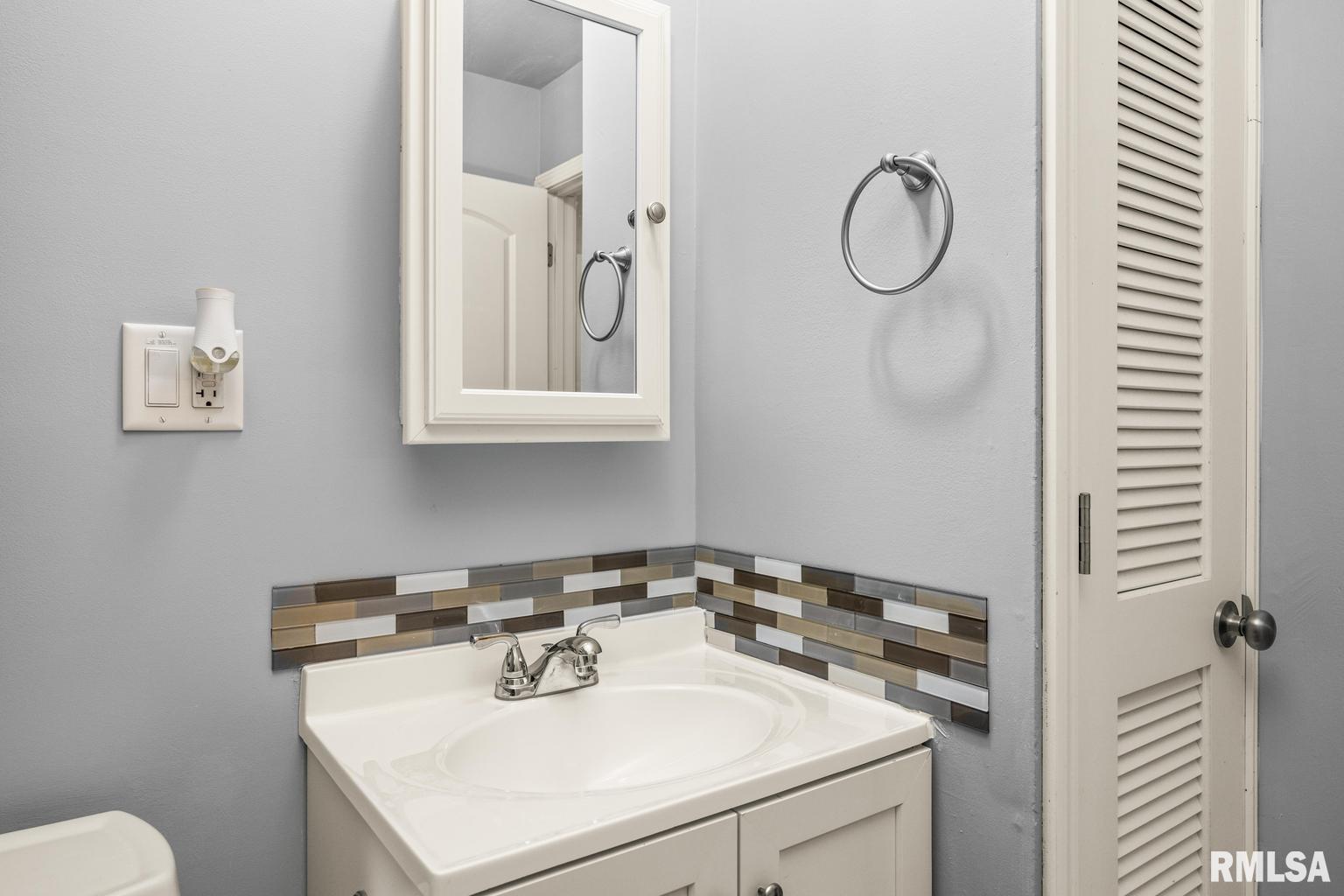 218 Radisson Road Marquette Heights, IL 61554 - Photo 23 of 31 Gallery Image 23