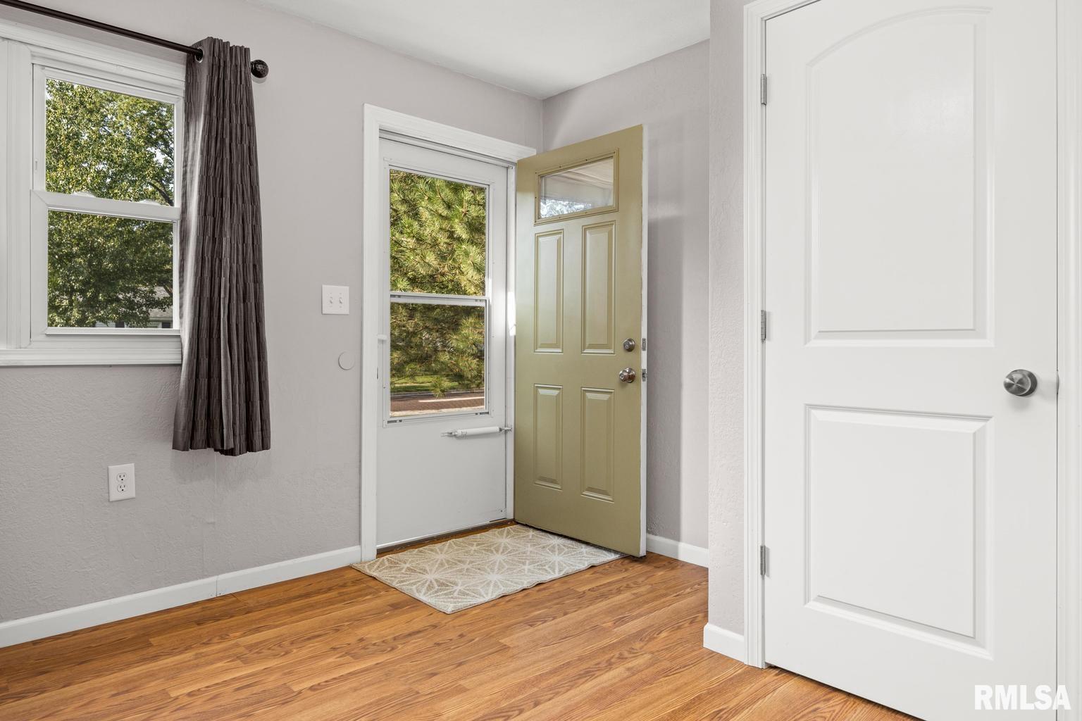 218 Radisson Road Marquette Heights, IL 61554 - Photo 5 of 31 Gallery Image 5