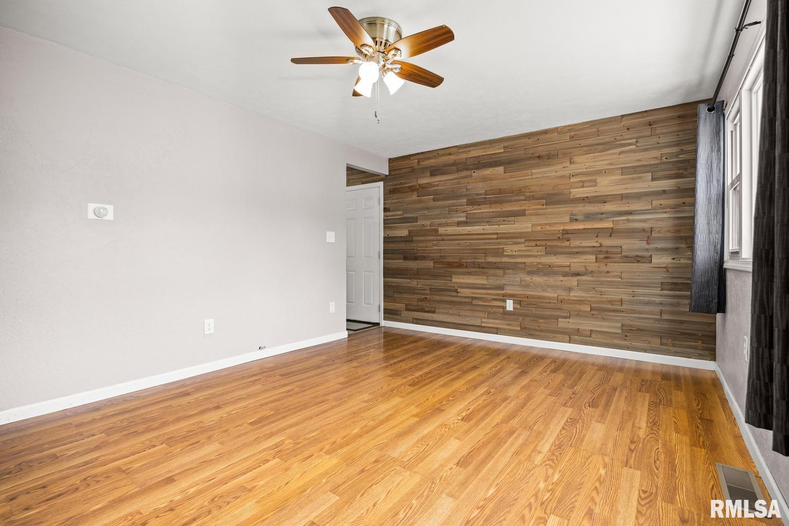 218 Radisson Road Marquette Heights, IL 61554 - Photo 6 of 31 Gallery Image 6