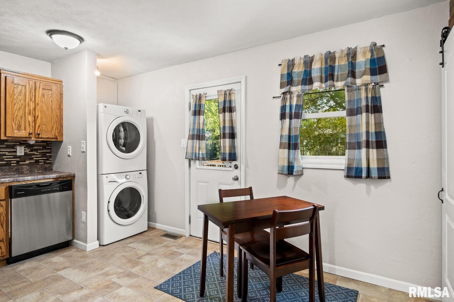 218 Radisson Road Marquette Heights, IL 61554 - Photo 9 of 31 Gallery Image 9