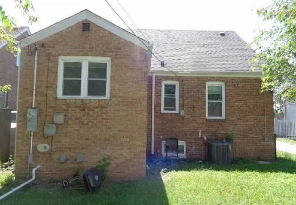 $114,000 | 532 Warren Street, Calumet City, IL 60409