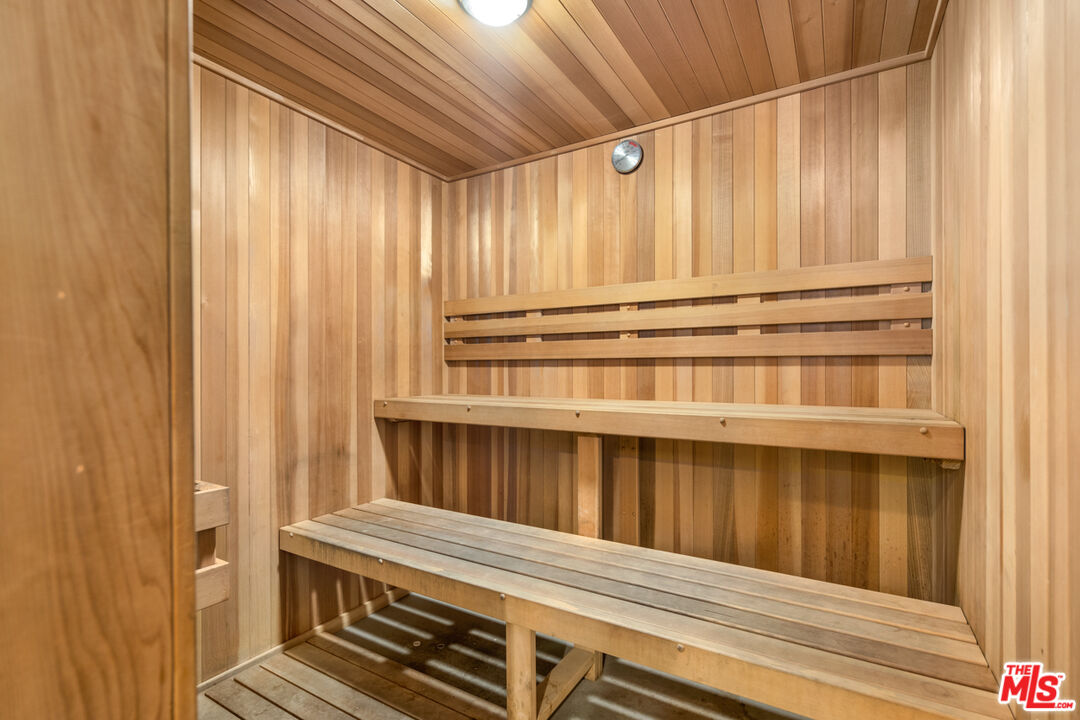 4150 Vía Dolce, Unit 236 Venice, CA 90292 - Photo 24 of 26 a view of a wooden door