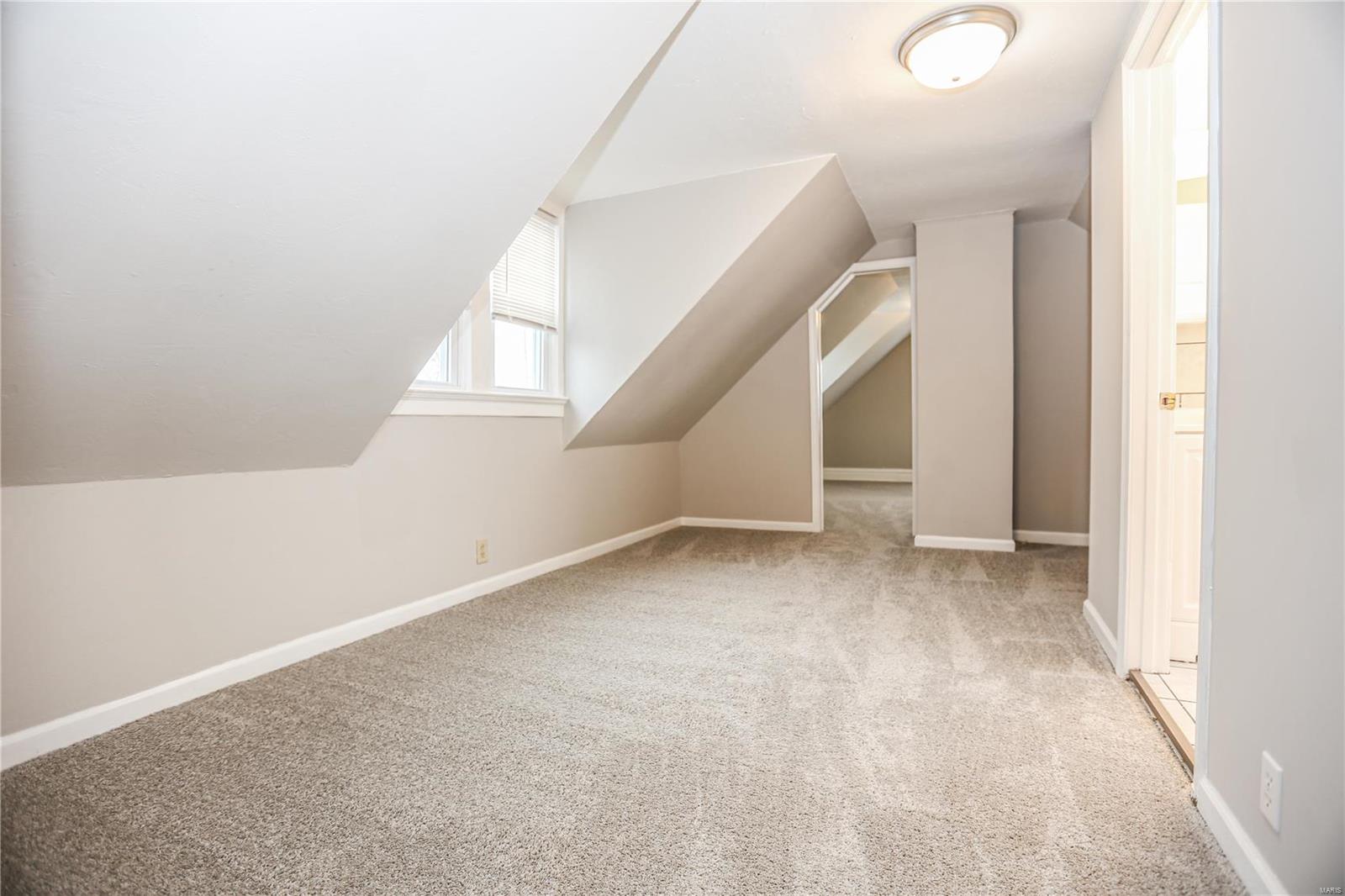 610 Military Road St. Louis, MO 63125 - Photo 14 of 31 Gallery Image 14