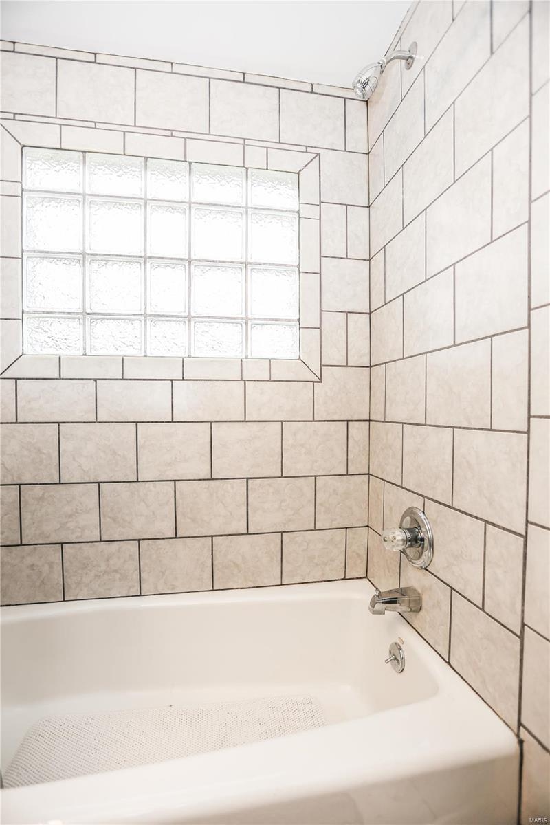 610 Military Road St. Louis, MO 63125 - Photo 19 of 31 Gallery Image 19