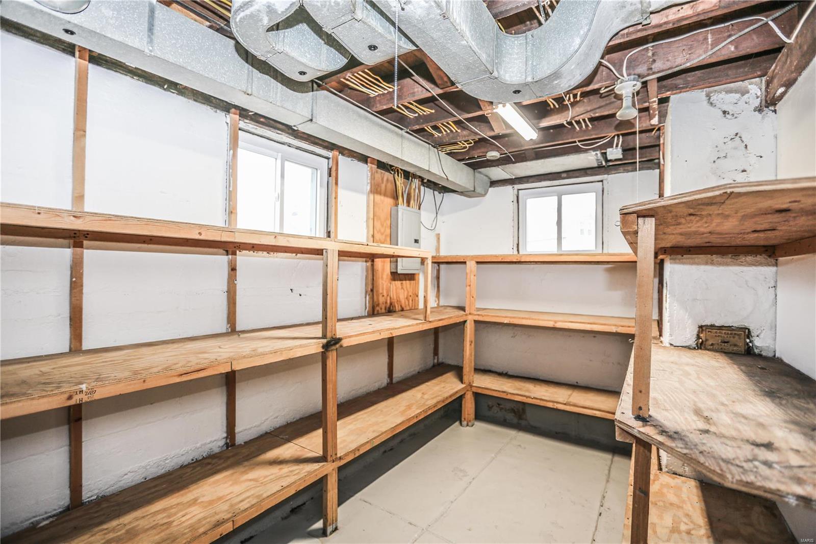 610 Military Road St. Louis, MO 63125 - Photo 23 of 31 Gallery Image 23