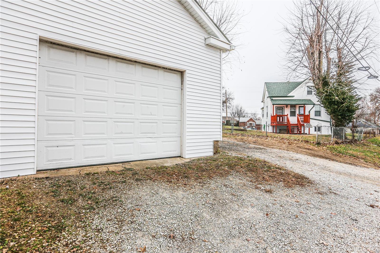 610 Military Road St. Louis, MO 63125 - Photo 30 of 31 Gallery Image 30