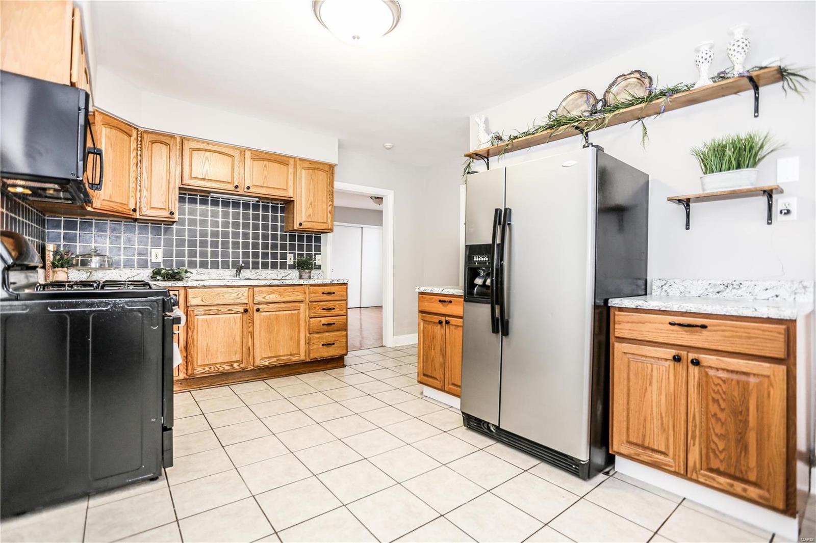 610 Military Road St. Louis, MO 63125 - Photo 7 of 31 Gallery Image 7