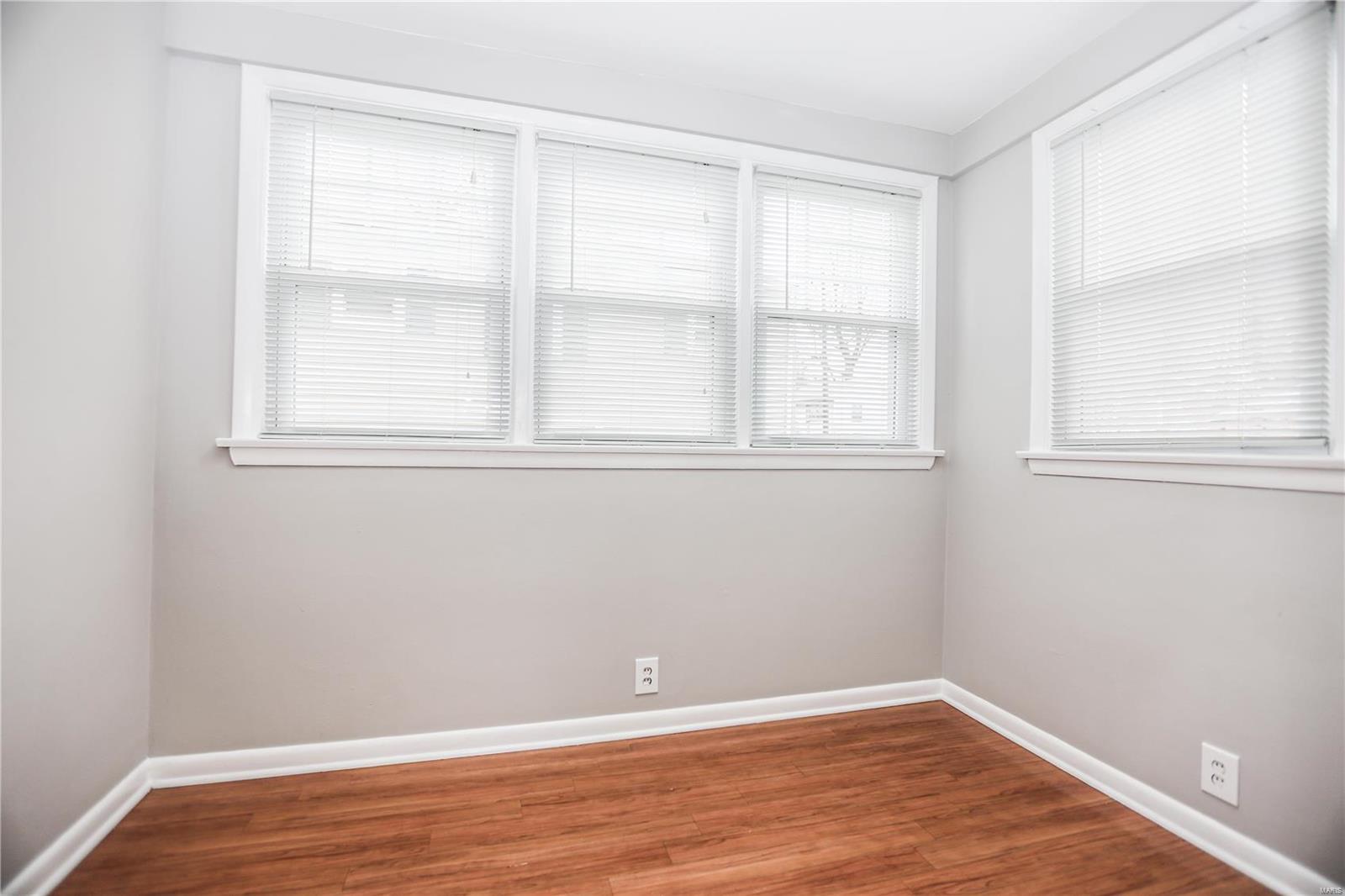 610 Military Road St. Louis, MO 63125 - Photo 10 of 31 Gallery Image 10