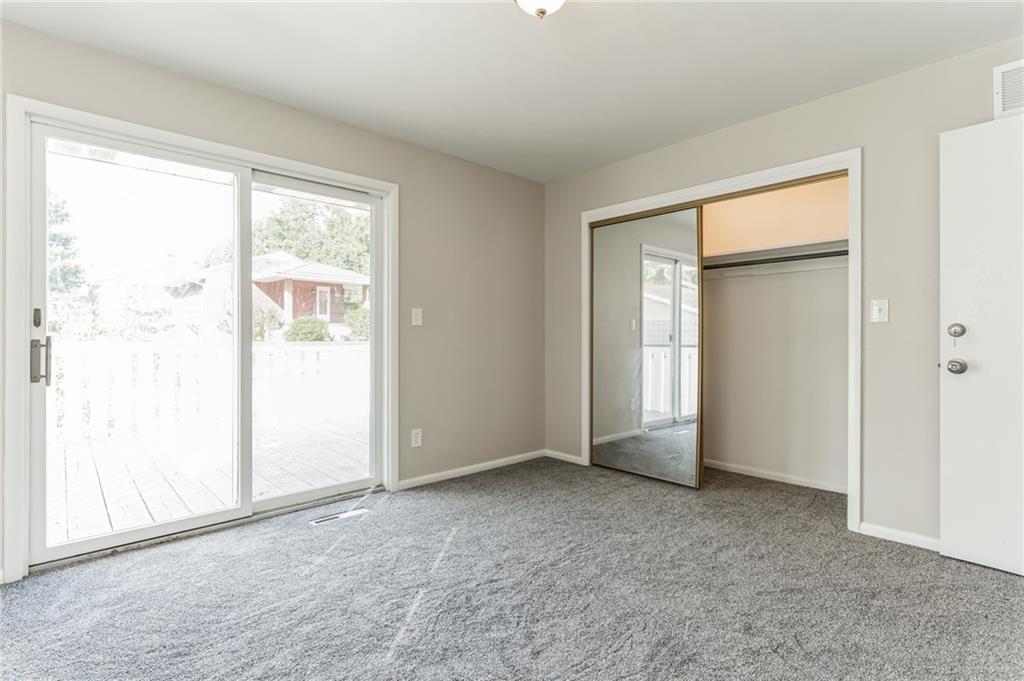 352 Walnut Hill Road Uniontown, PA 15401 - Photo 14 of 30 an empty room with windows and closet