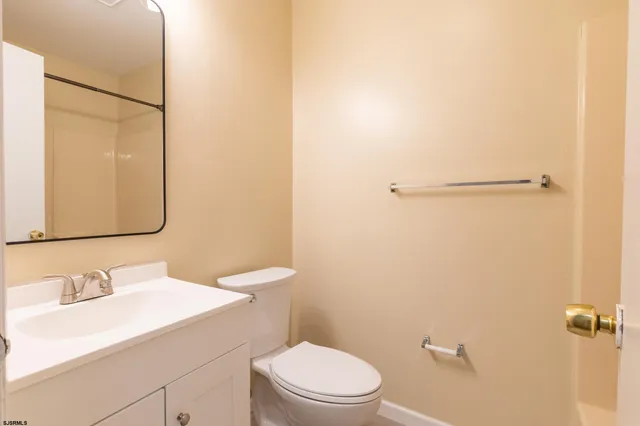 $155,900 | 700 North Franklin Boulevard, Unit 504, Pleasantville, NJ 08232