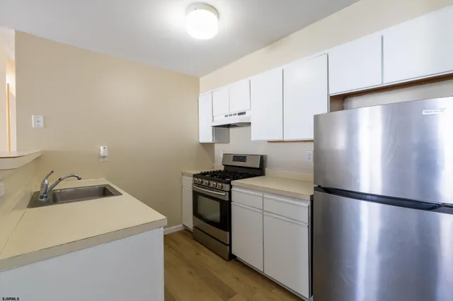 $155,900 | 700 North Franklin Boulevard, Unit 504, Pleasantville, NJ 08232