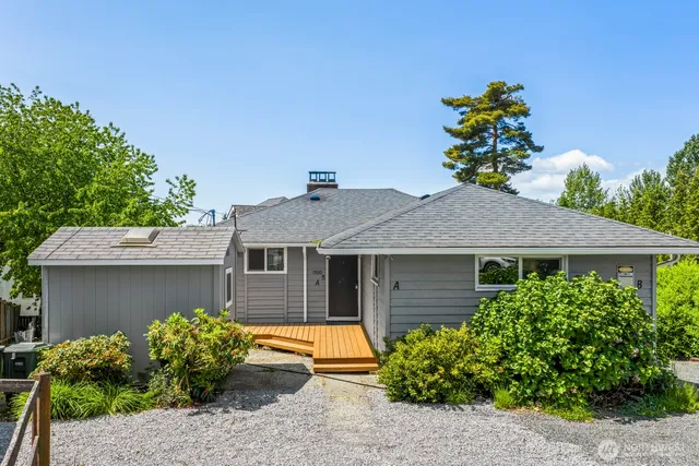 $775,000 | 15330 40th Avenue West, Unit A & B, Lynnwood, WA 98087