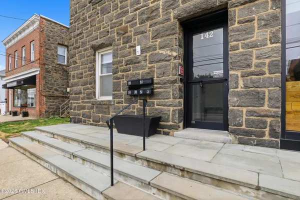 $2,250 | 140 Hamilton Avenue, Unit 1, Greenwich, CT 06830