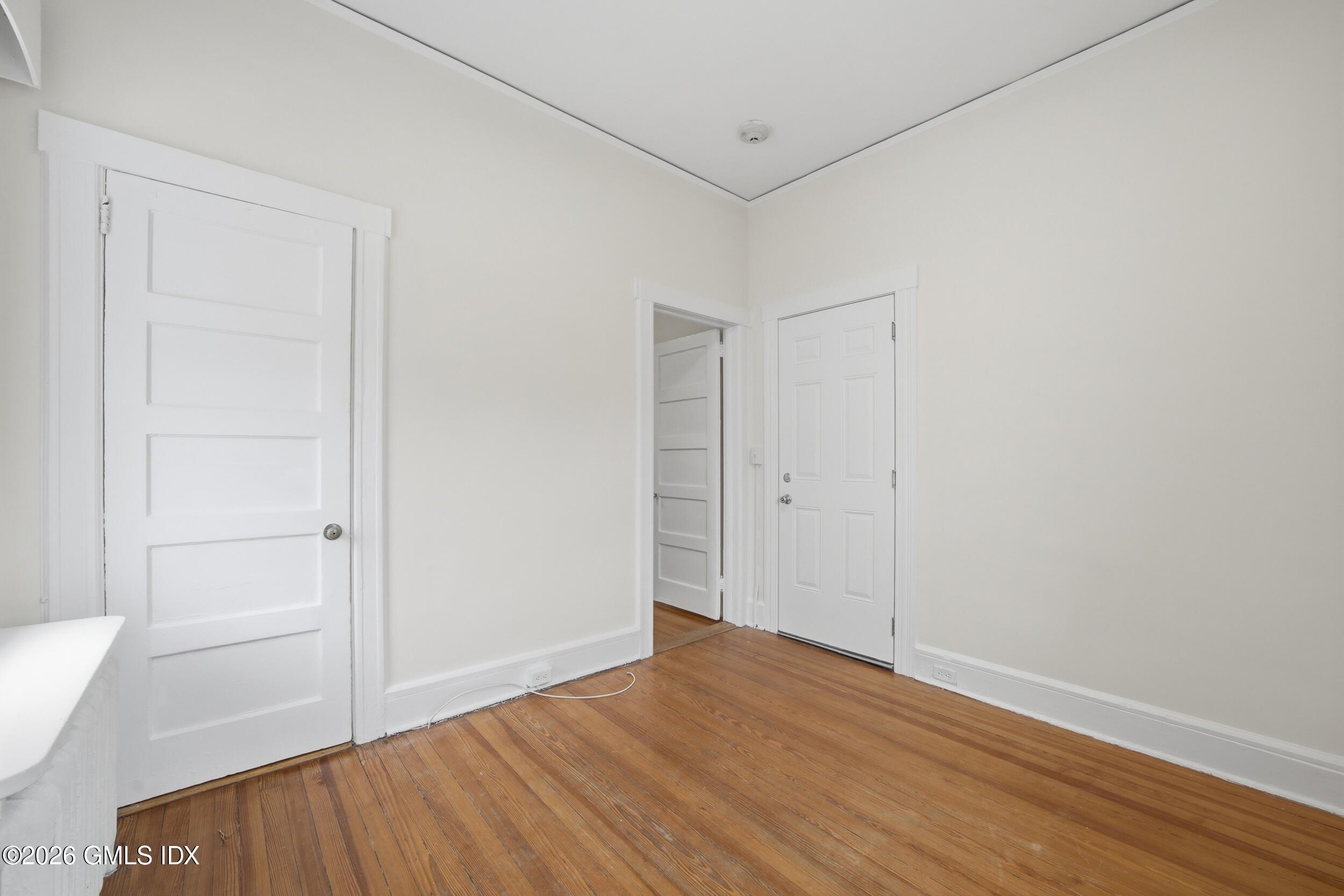 140 Hamilton Avenue, Unit 1 Greenwich, CT 06830 - Photo 9 of 14 a view of an empty room