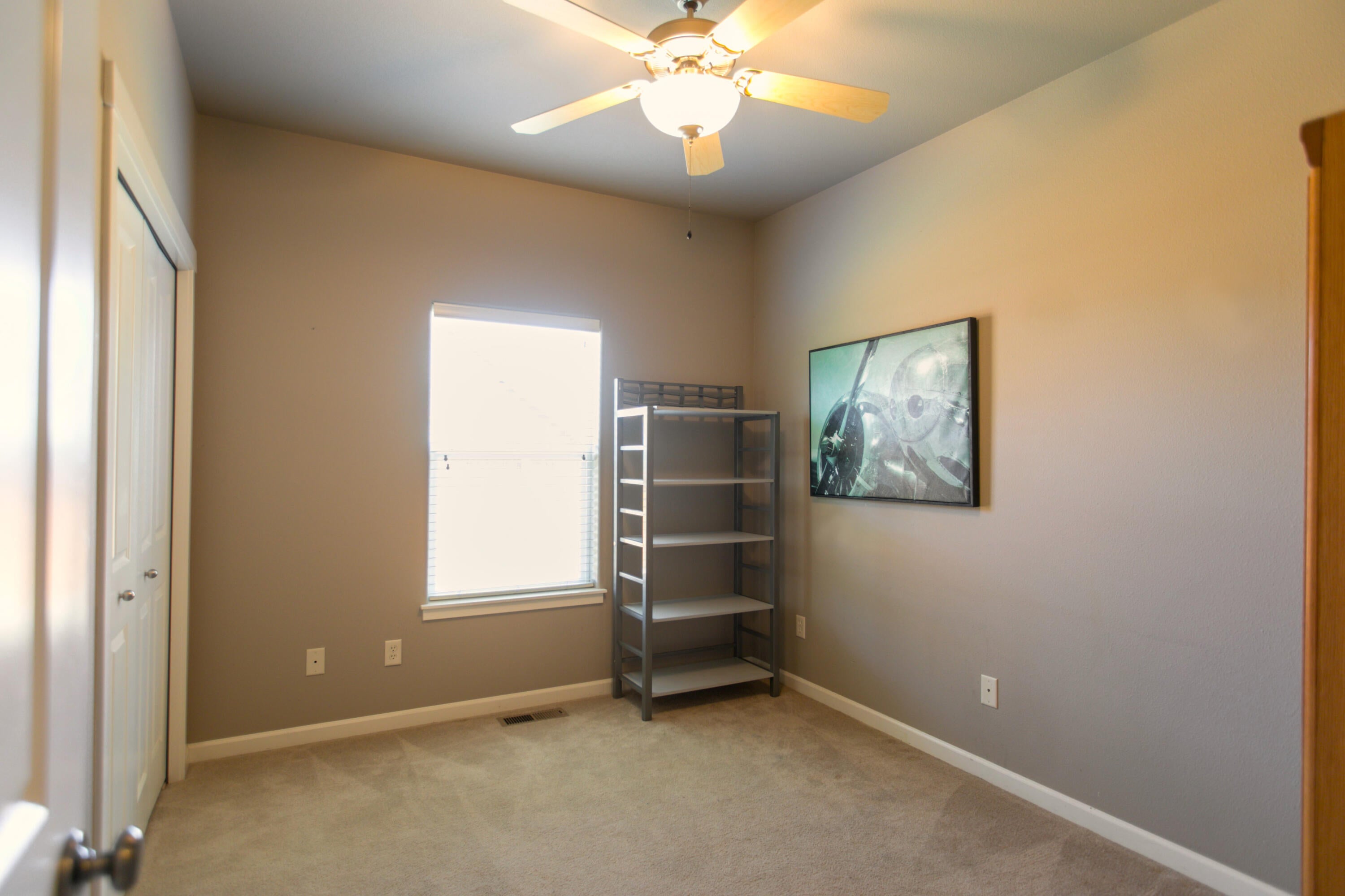63796 Stanley Way Bend, OR 97701 - Photo 14 of 31 Guest-bedroom-small_fixed