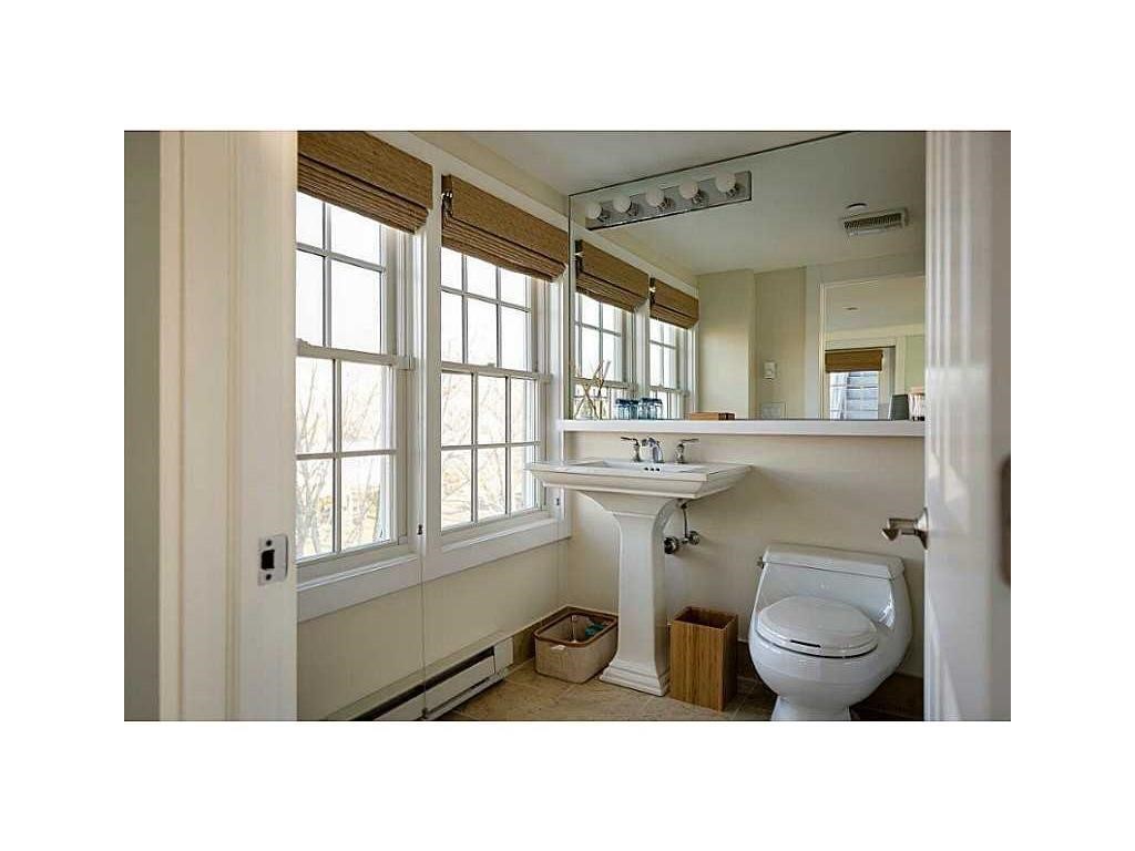 38 Bay Street, Unit W402 Westerly, RI 02891 - Photo 5 of 10 Guest Bathroom