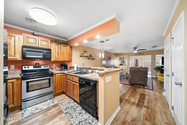 $249,000 | 65 Lakeshore Terrace, Unit 21, Fairfield Glade, TN 38558