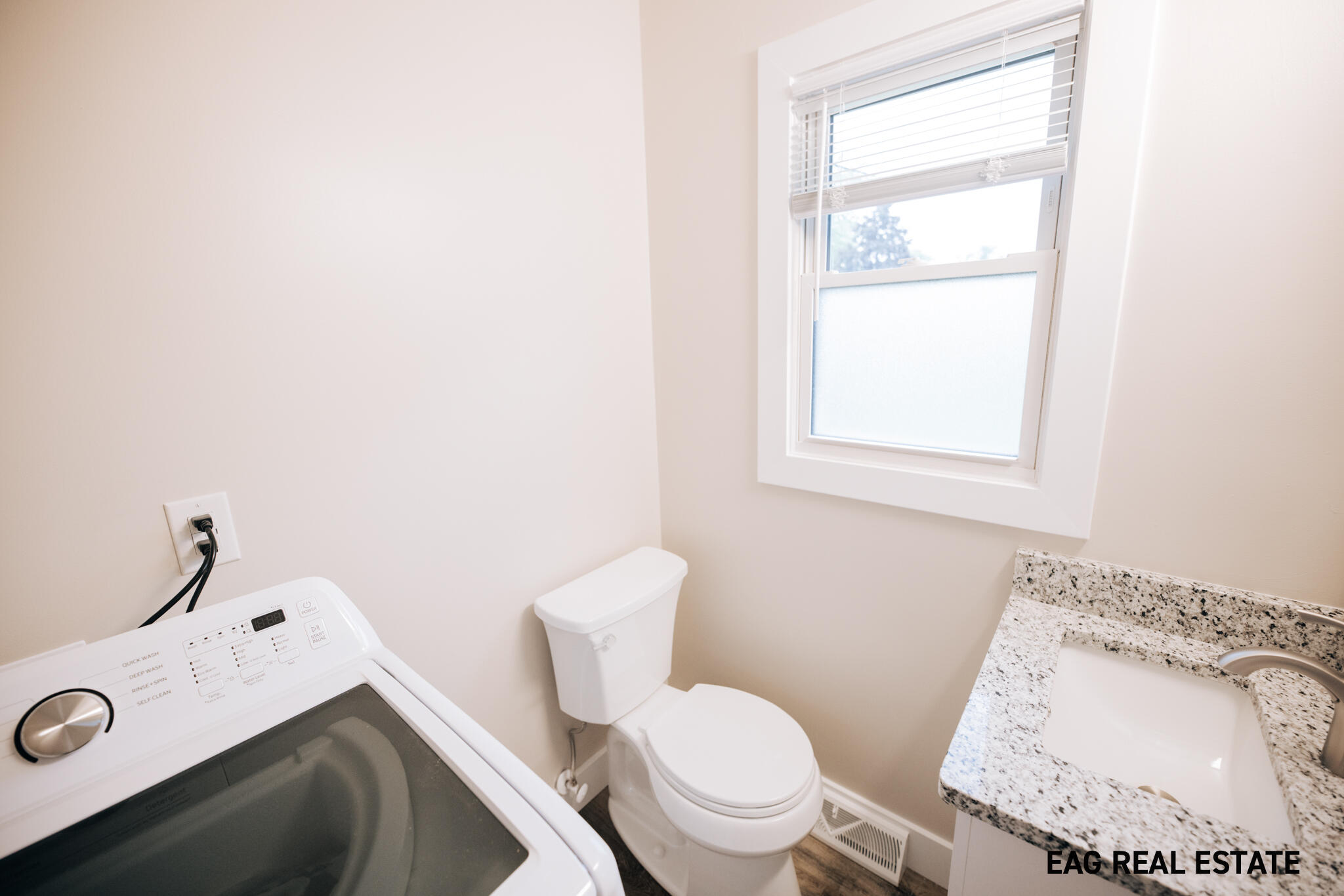 950 Woodside Road Muskegon, MI 49441 - Photo 28 of 42 434A8152