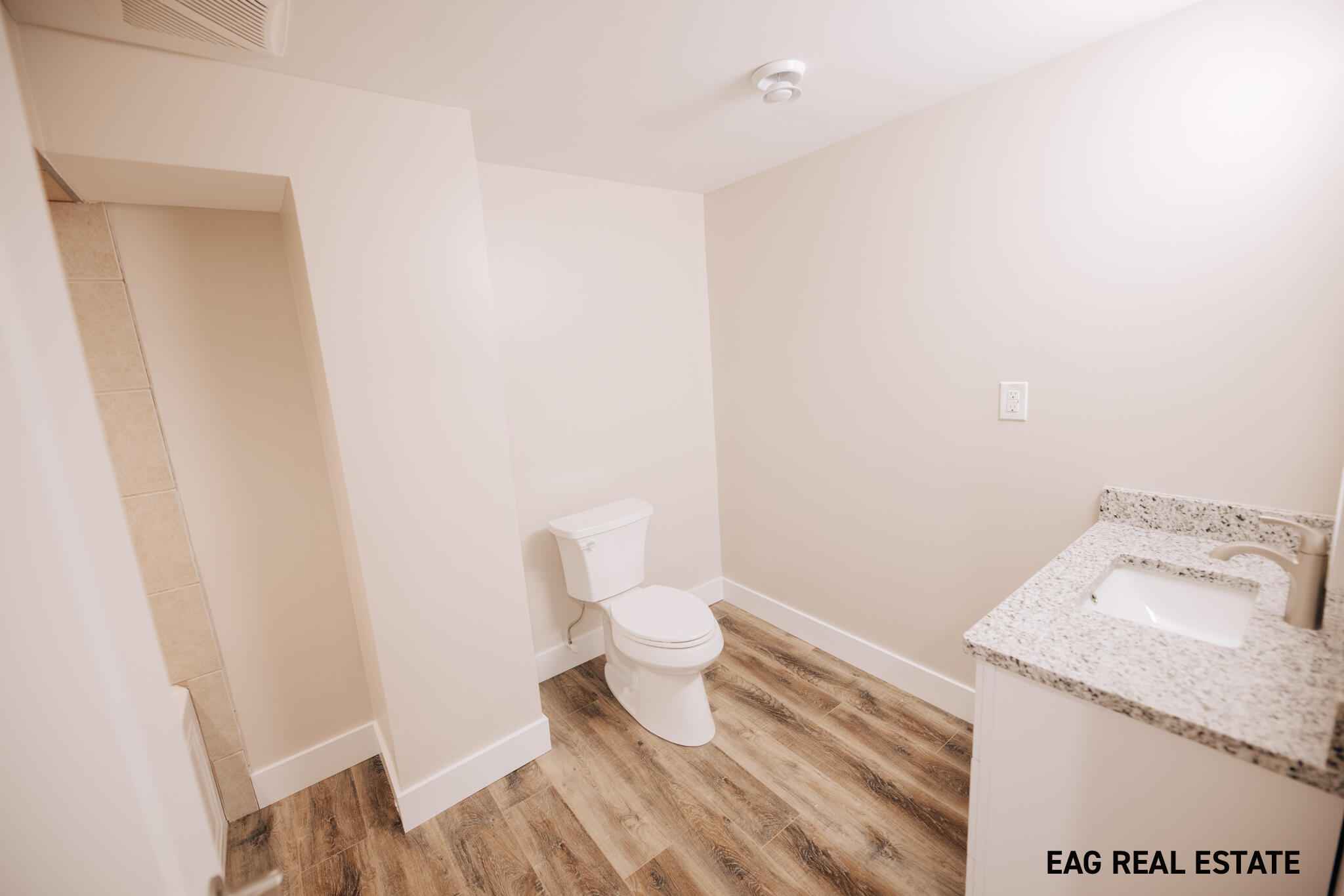 950 Woodside Road Muskegon, MI 49441 - Photo 35 of 42 434A8182