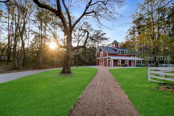 $2,575,000 | 82 Rose Dhu Creek Plantation, Bluffton, SC 29910