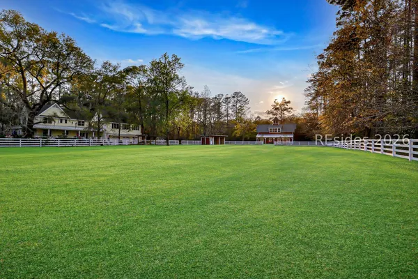 $2,575,000 | 82 Rose Dhu Creek Plantation, Bluffton, SC 29910