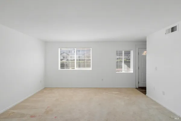 $420,000 | 712 Daniels Avenue, Vallejo, CA 94590