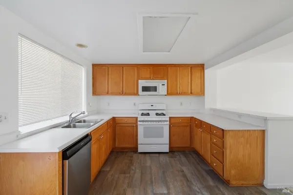 $420,000 | 712 Daniels Avenue, Vallejo, CA 94590