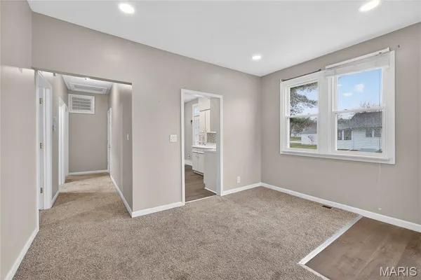 $99,900 | 706 South Park Street, Hardin, IL 62047