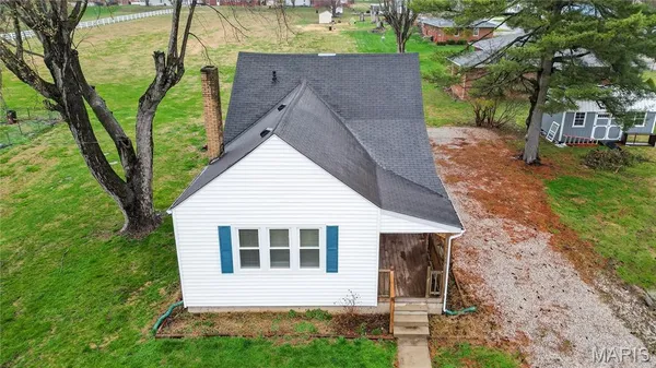 $99,900 | 706 South Park Street, Hardin, IL 62047