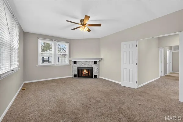 $99,900 | 706 South Park Street, Hardin, IL 62047