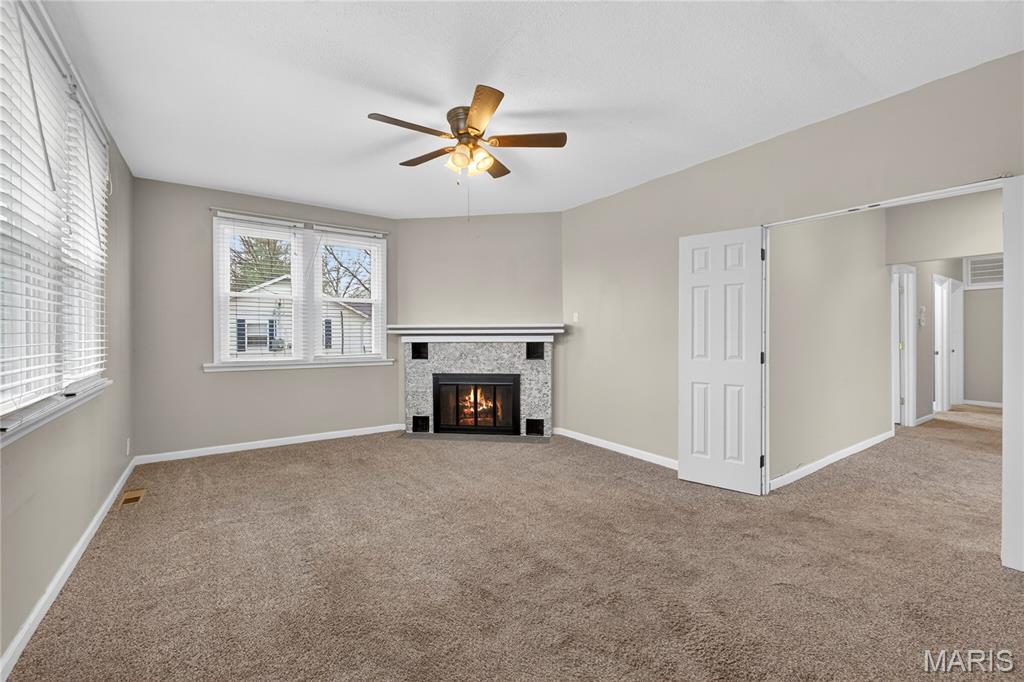706 South Park Street Hardin, IL 62047 - Photo 5 of 20
