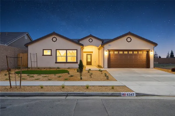 $655,000 | 6347 West Elowin Avenue, Visalia, CA 93291