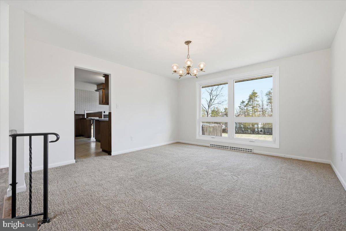 3728 Kings Road Pennsburg, PA 18073 - Photo 14 of 86