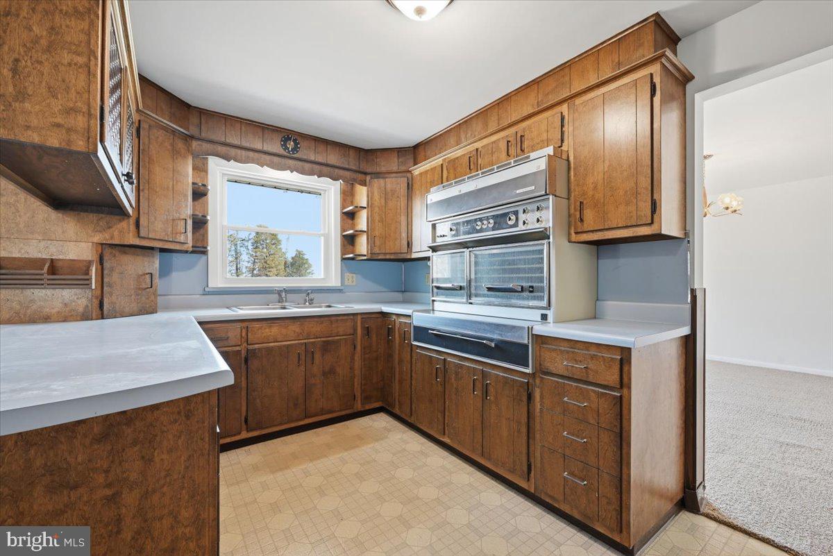 3728 Kings Road Pennsburg, PA 18073 - Photo 17 of 86