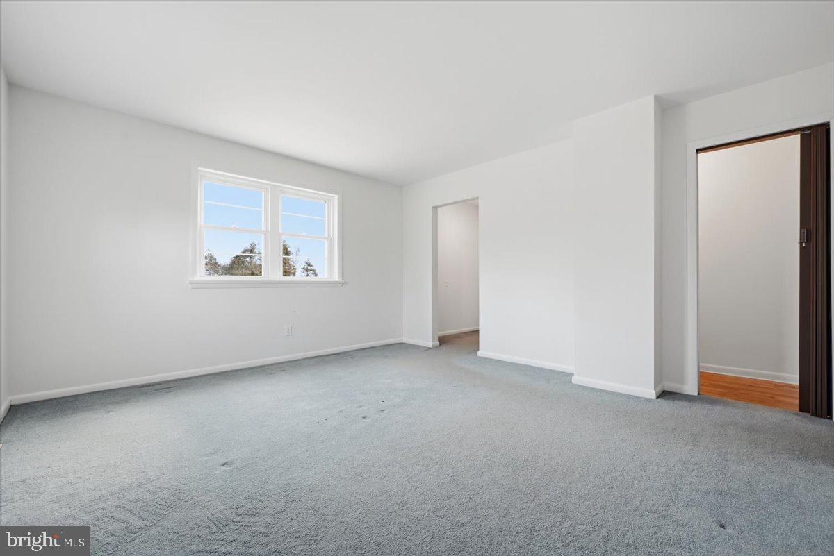 3728 Kings Road Pennsburg, PA 18073 - Photo 46 of 86