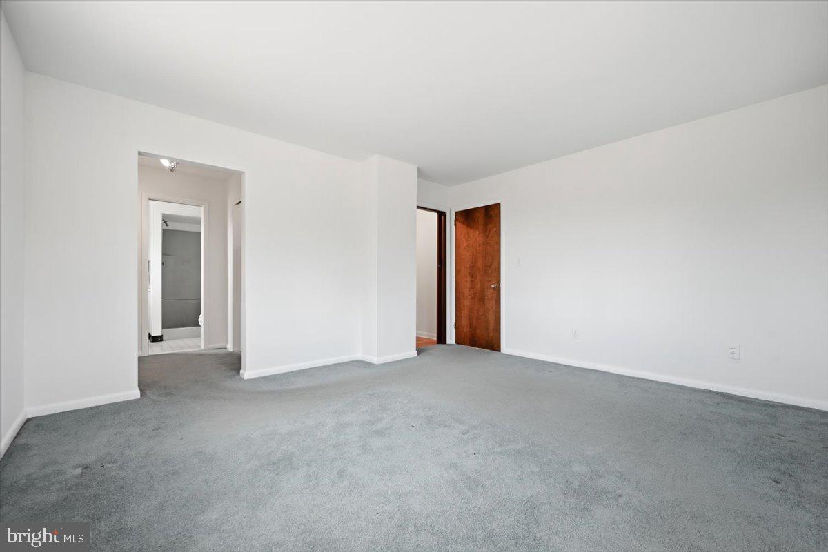 3728 Kings Road Pennsburg, PA 18073 - Photo 47 of 86